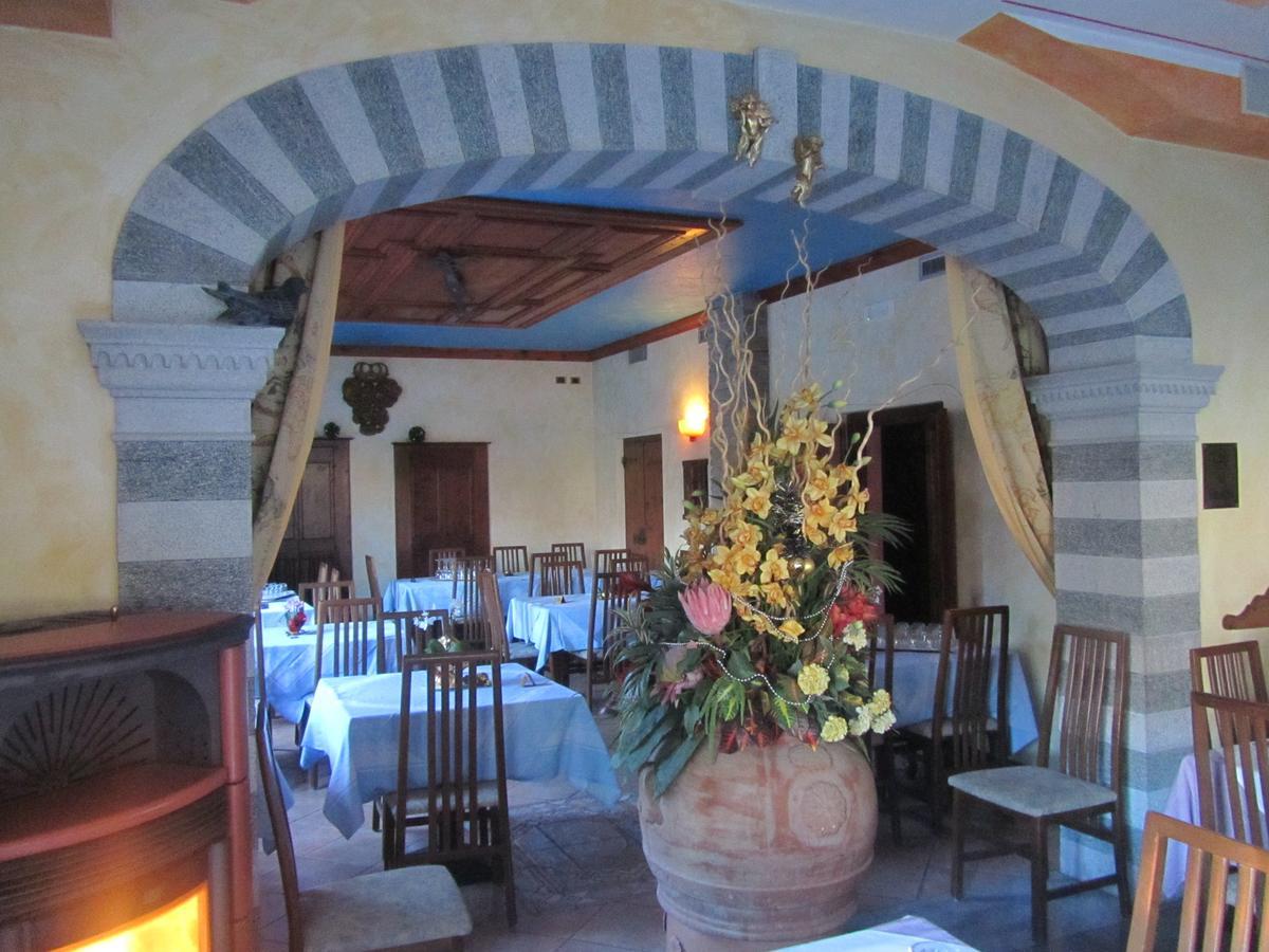 Albergo Ristorante Conca Azzurra Colico Bagian luar foto